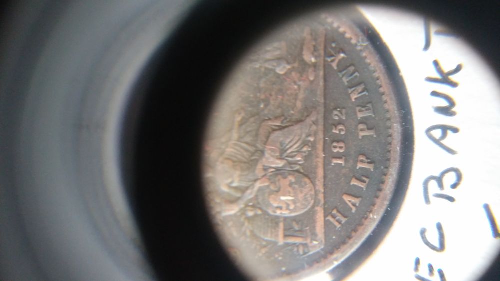 Well-Placed-Die-Chip-On-Quebec-Bank-Token.